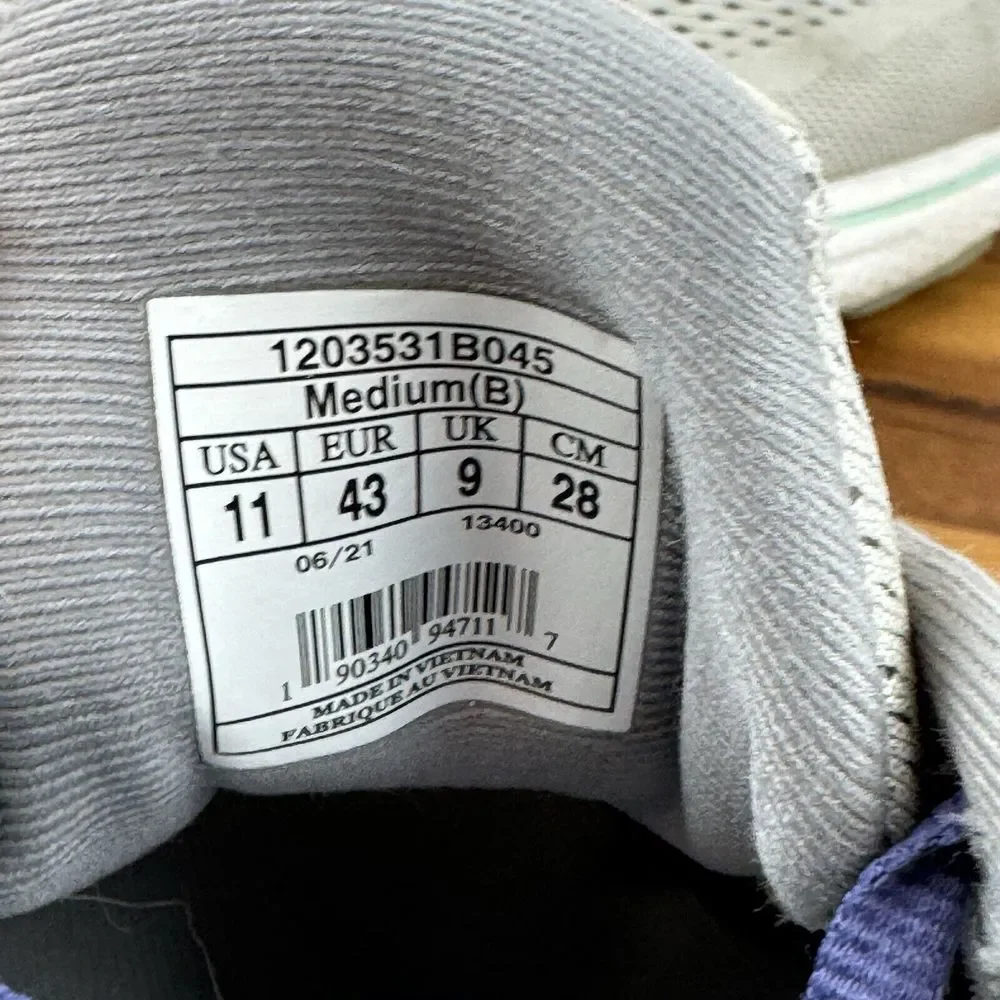 Womens Brooks Adrenaline‎ GTS 22 Gray Athletic Running Sneakers Shoes Size 11 B